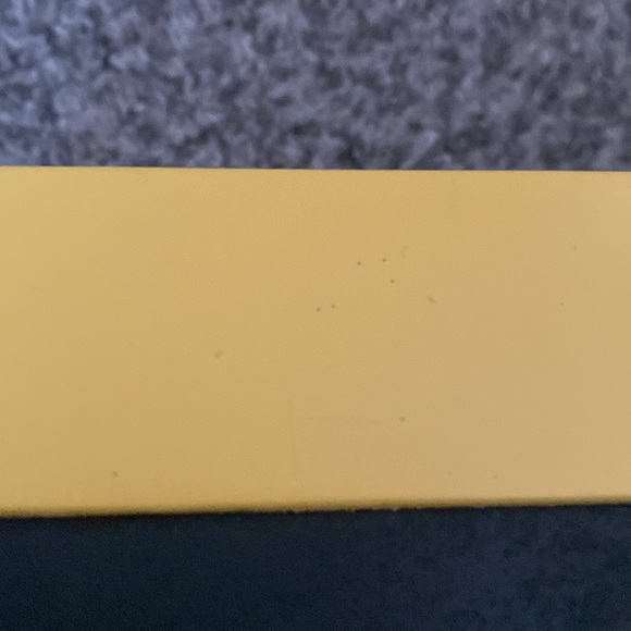 Cute aesthetic polka dot yellow frame - Picture 4 of 6